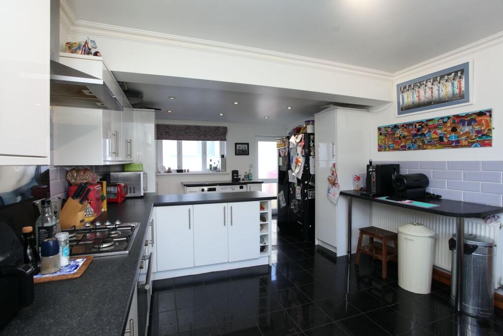 Additional property image - Westcourt, Gelliwion Road, Pontypridd CF37 1QD