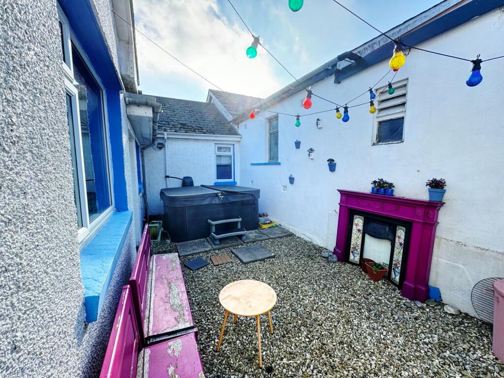 Additional property image - Westcourt, Gelliwion Road, Pontypridd CF37 1QD