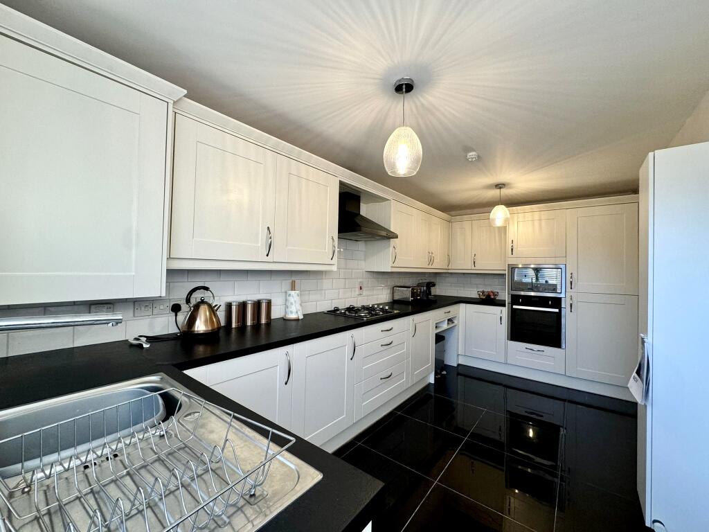 Additional property image - Ty Twyn, Church Village, Pontypridd, South Glamorgan