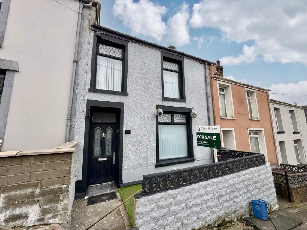 3 bedroom terraced house