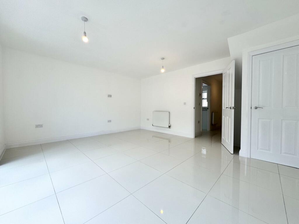 Additional property image - Pembroke Ty Newydd Heights, Trefechan, Merthyr Tydfil