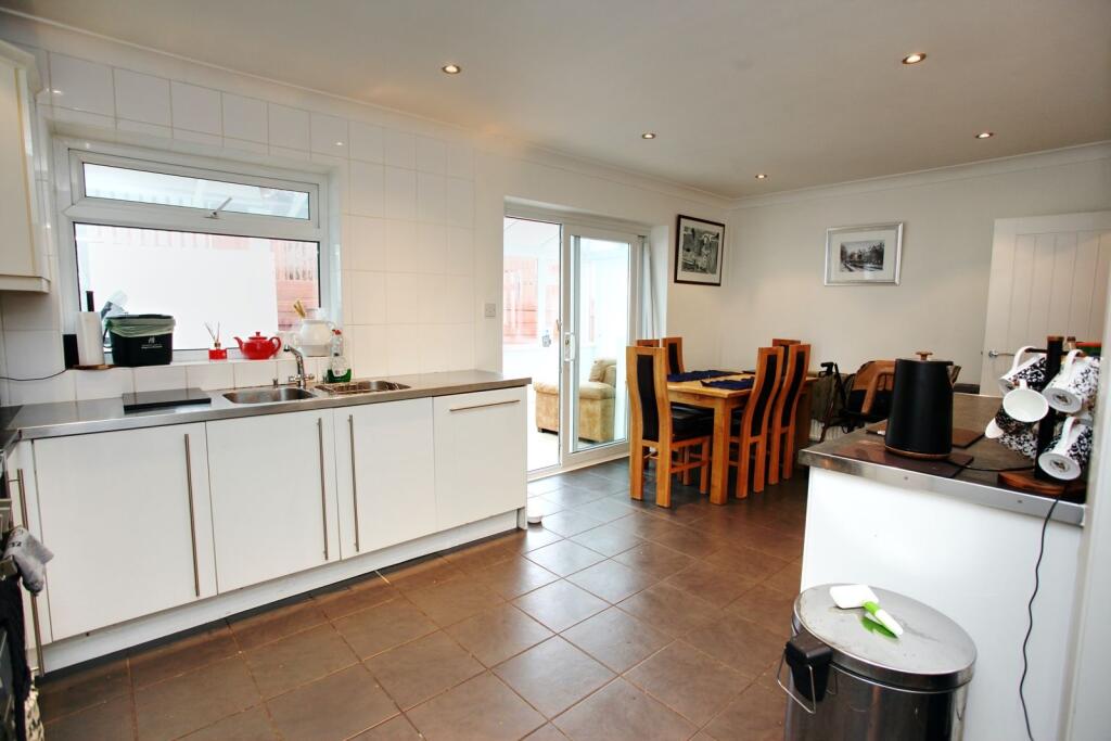Additional property image - Coed Yr Esgob, Llantrisant, Pontyclun