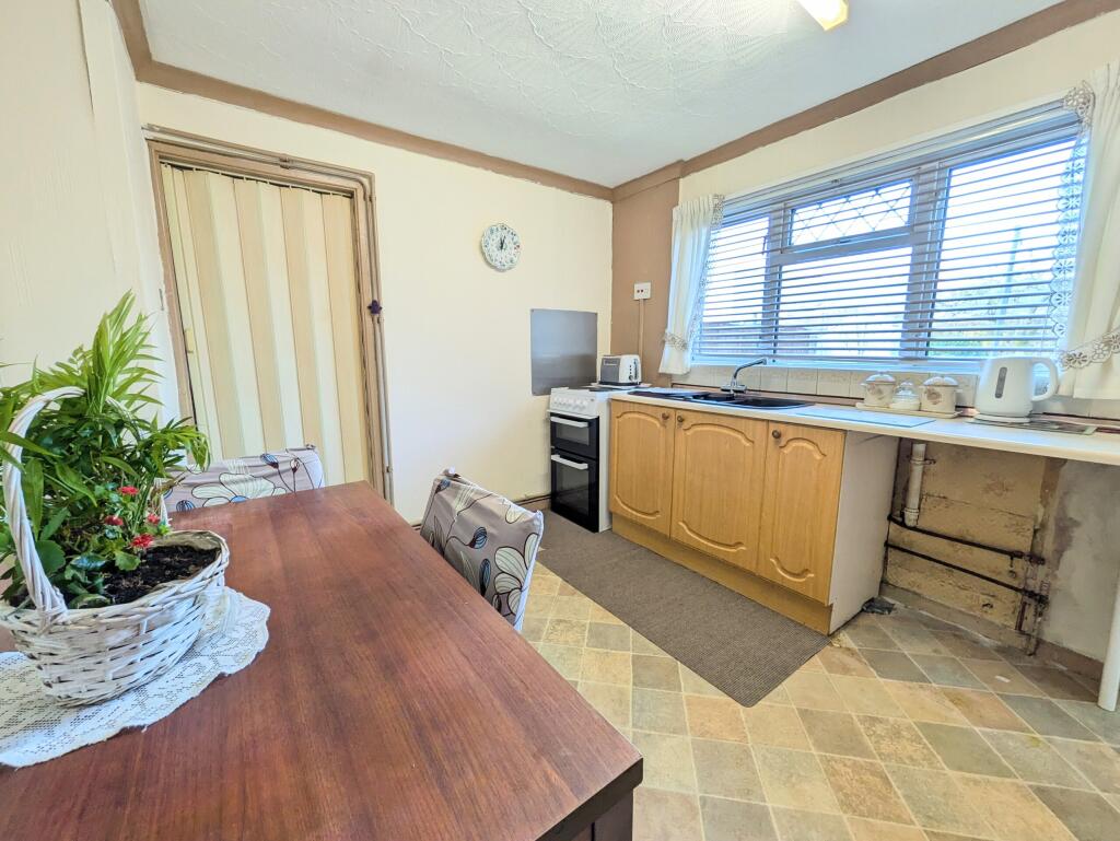 Additional property image - Bronhaul, Talbot Green, Pontyclun