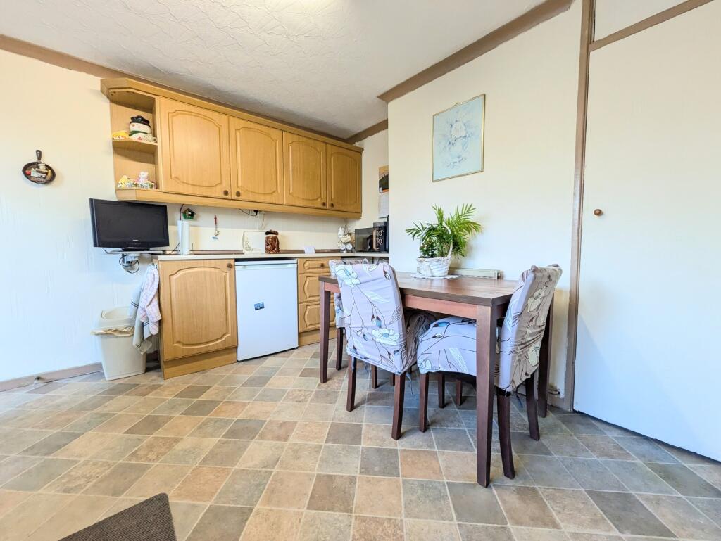 Additional property image - Bronhaul, Talbot Green, Pontyclun