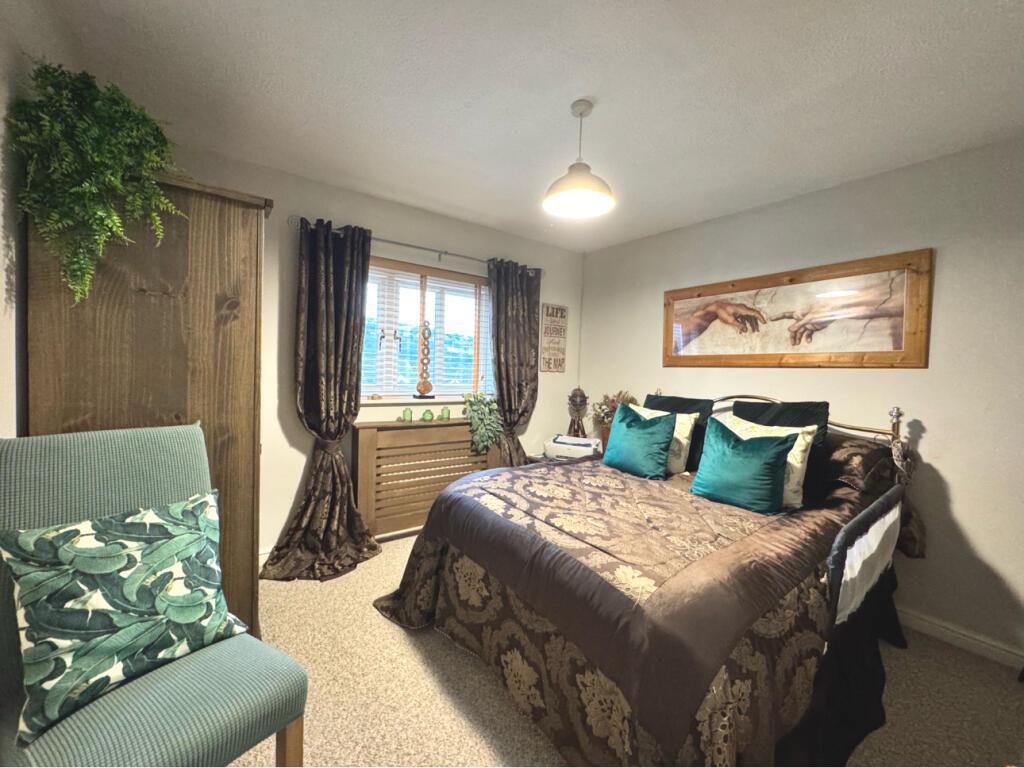 Additional property image - Golygfa'R Eglwys, Pontypridd
