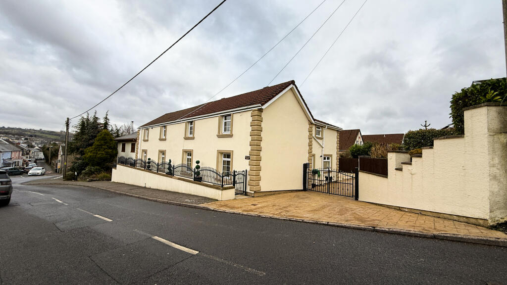 Additional property image - Orchard House, Pentwyn Road, Treharris, CF46 5BT
