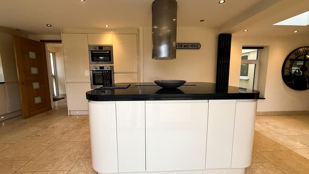 Additional property image - Orchard House, Pentwyn Road, Treharris, CF46 5BT