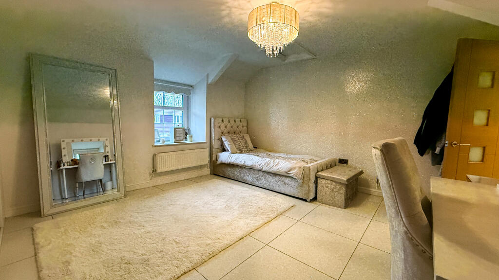 Additional property image - Orchard House, Pentwyn Road, Treharris, CF46 5BT