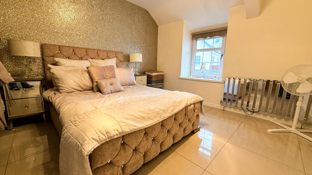 Additional property image - Orchard House, Pentwyn Road, Treharris, CF46 5BT