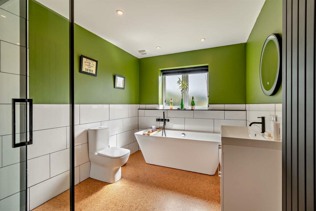 Additional property image - Ashton Lane, Ashton, Chester