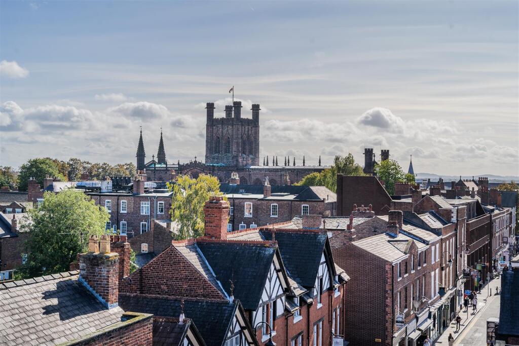 Additional property image - 31 Centurion House, Northgate Street, Chester