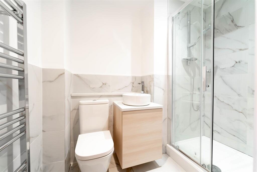 Additional property image - 19 Centurion House, Northgate Street, Chester