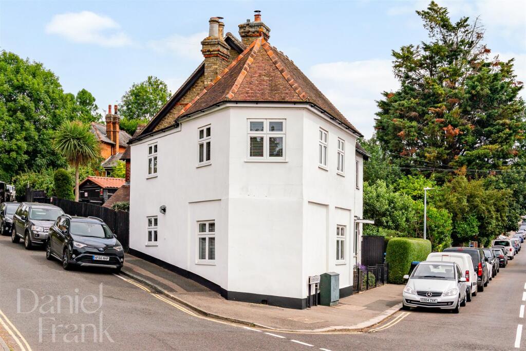 Main image of property: York Hill, Loughton
