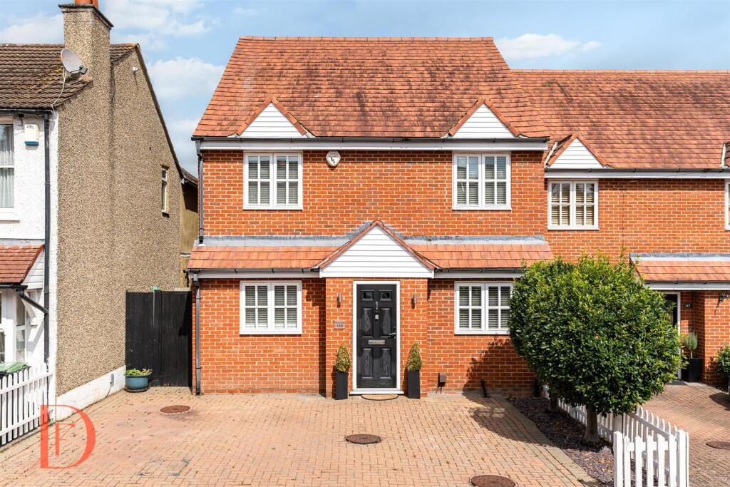 Main image of property: Smarts Lane, Loughton