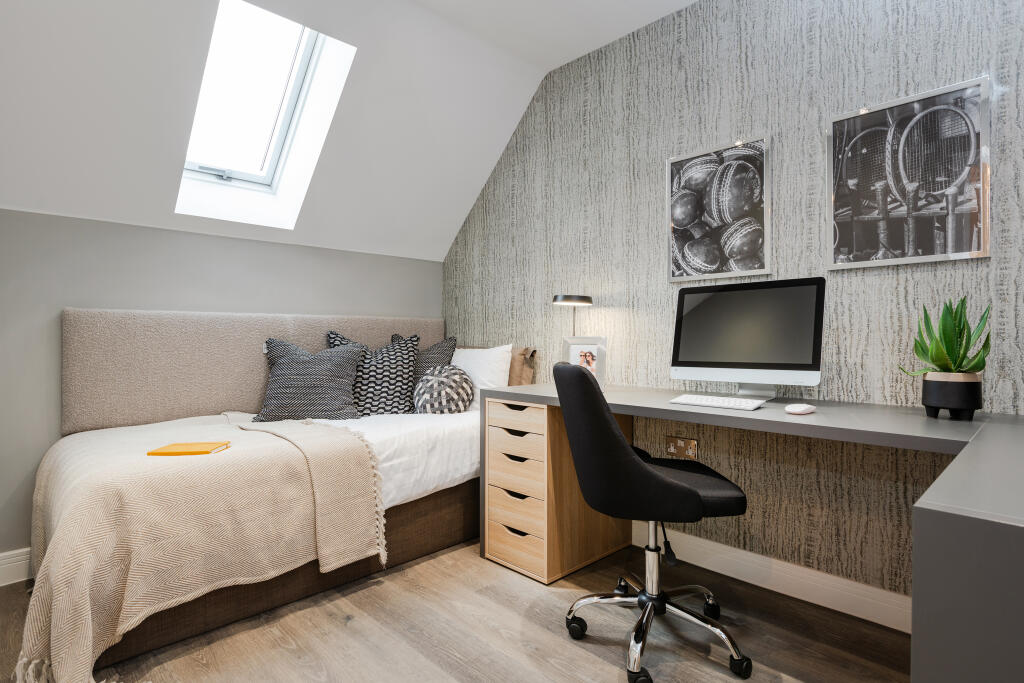 Additional property image - Castle Hill, 
Ebbsfleet,
DA10 1AD