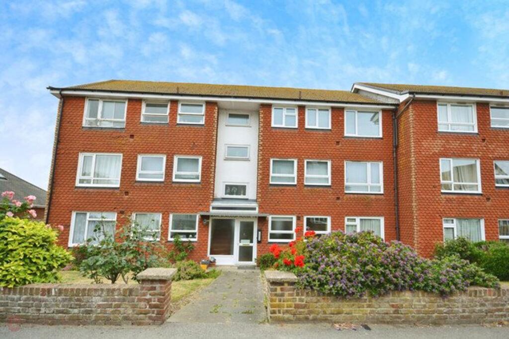 Main image of property: Marlborough House, Beresford Gdns, Margate, CT93AQ