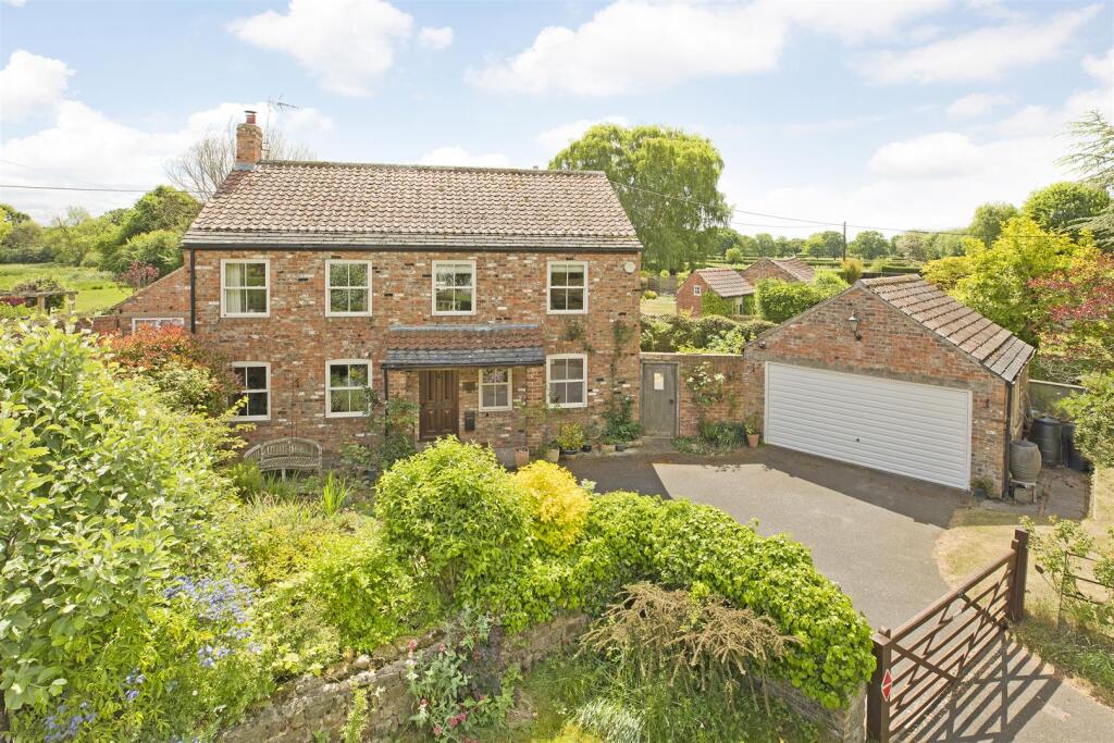 Main image of property: Tithe House, Roecliffe, York