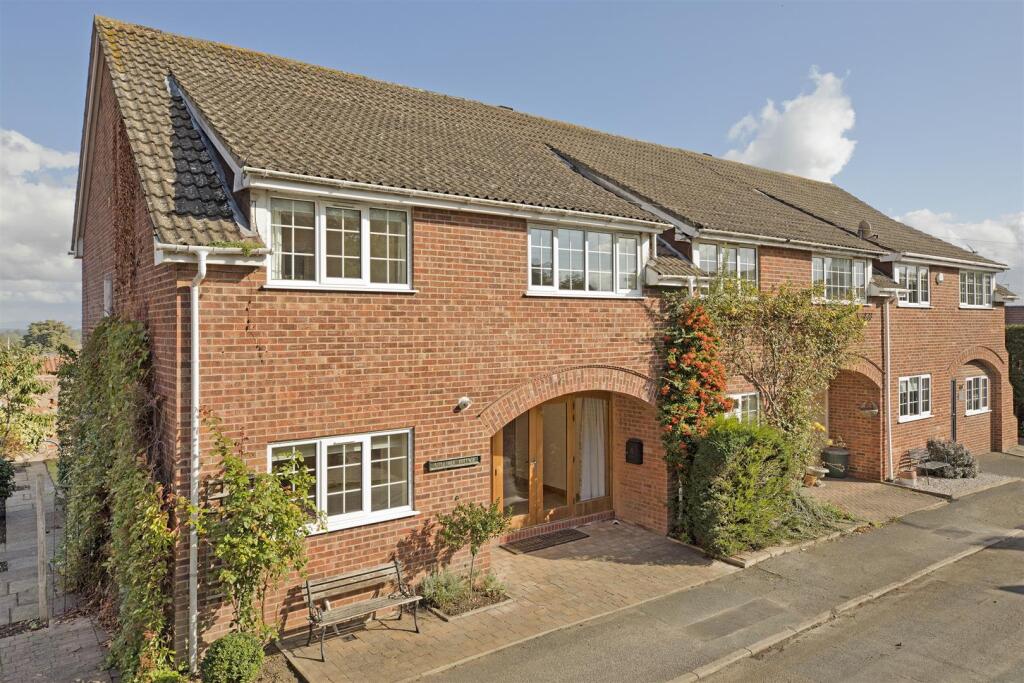 Main image of property: Appletree Cottage, Back Street, Boroughbridge, York