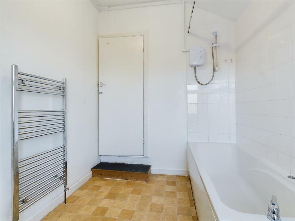 Additional property image - 95 Katherine Road