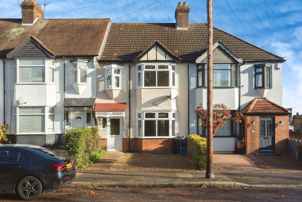Main image of property: Tomswood Hill, Ilford, IG6