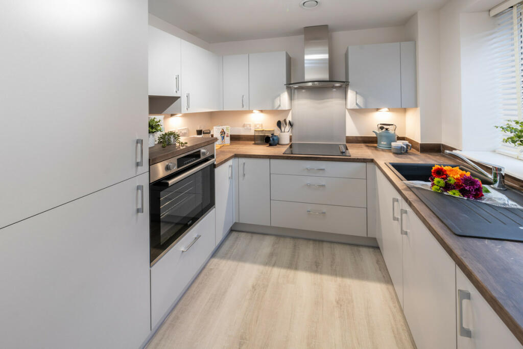 Additional property image - Goring Street, Worthing, BN12