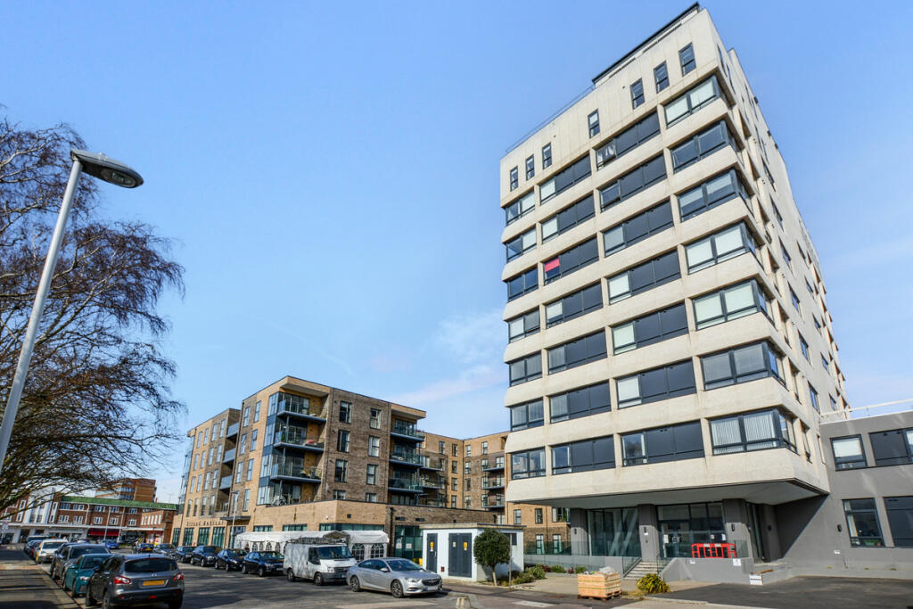 Main image of property: The Causeway, Goring-by-sea, BN12