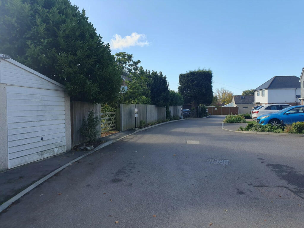 Additional property image - Kings Close, Yapton, BN18