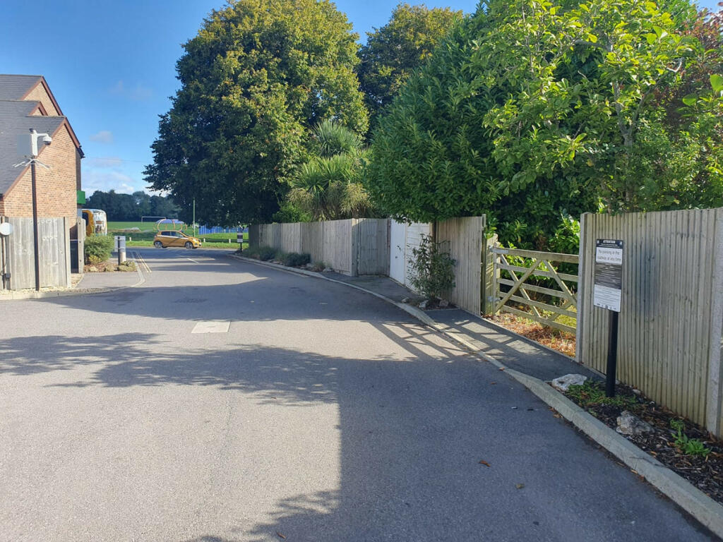 Additional property image - Kings Close, Yapton, BN18