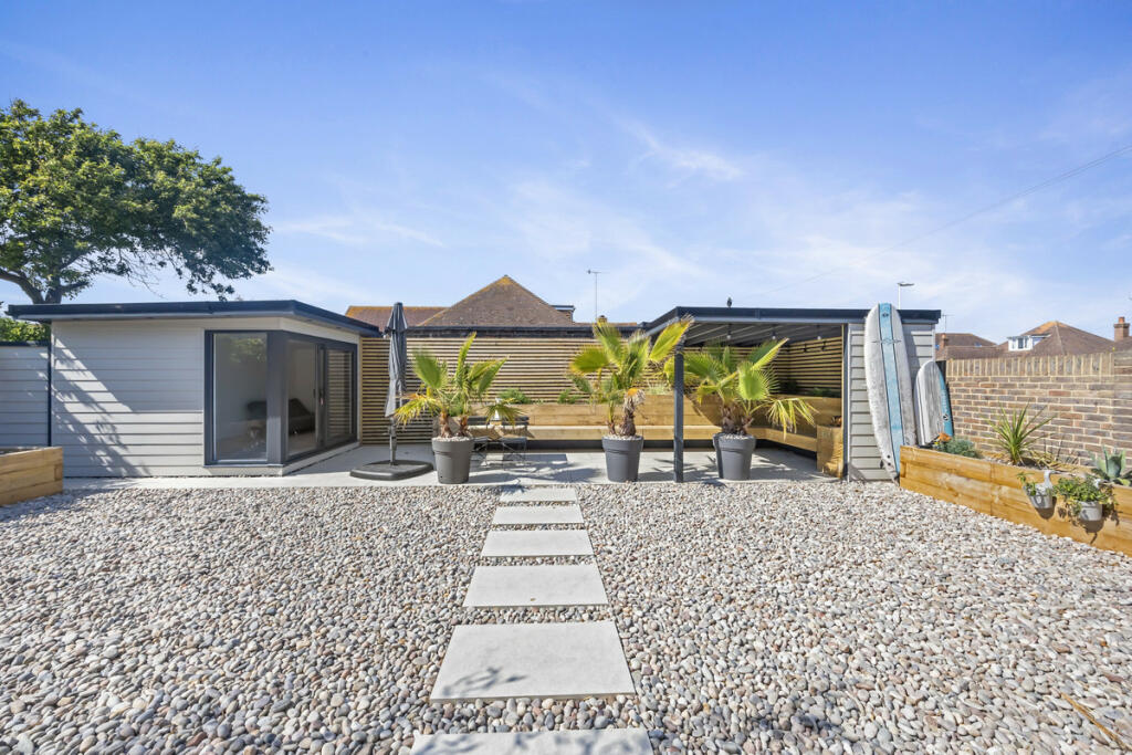 Additional property image - Marine Crescent, Goring-by-sea, BN12