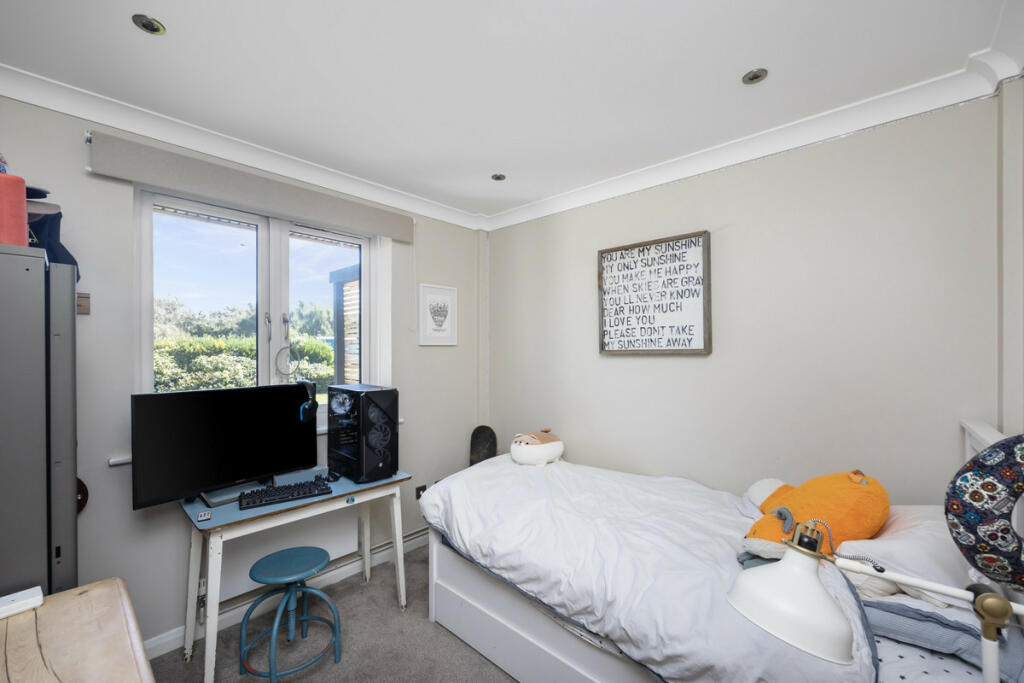 Additional property image - Marine Crescent, Goring-by-sea, BN12