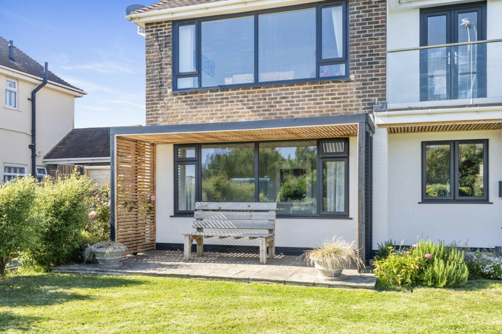 Additional property image - Marine Crescent, Goring-by-sea, BN12