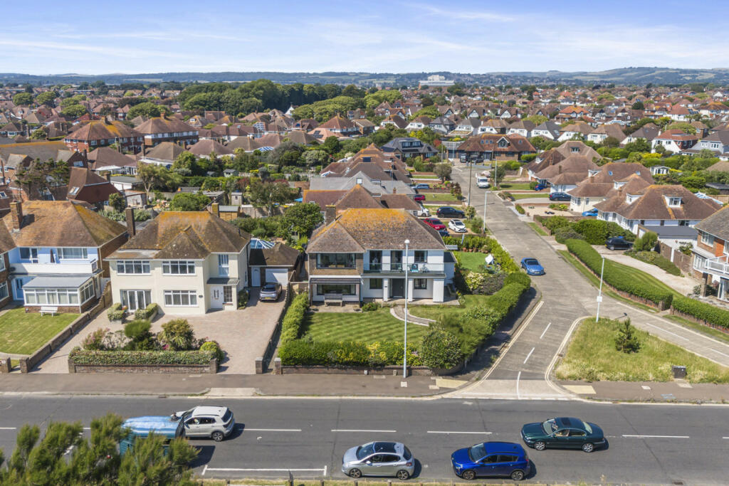 Additional property image - Marine Crescent, Goring-by-sea, BN12
