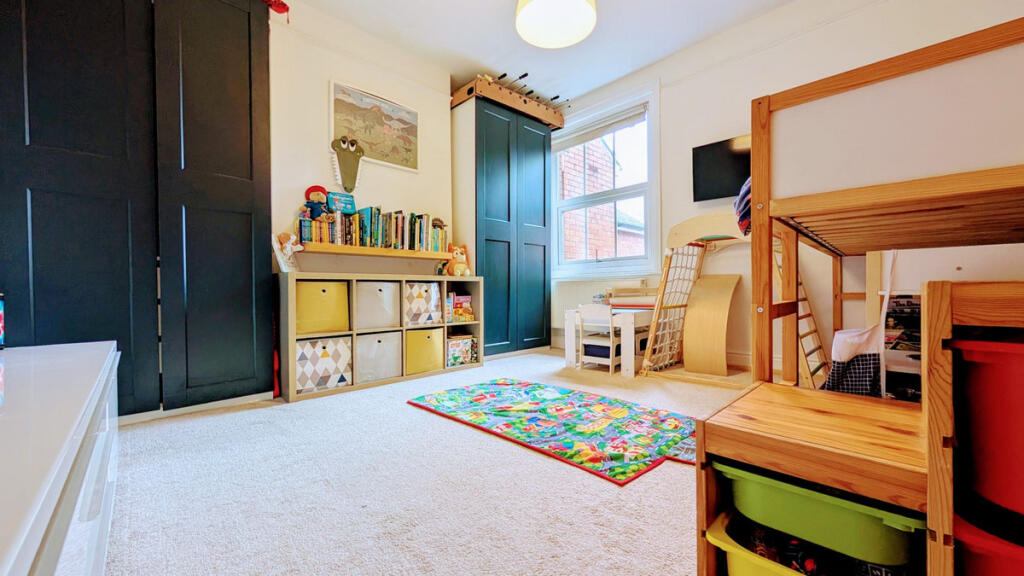 Additional property image - Tarring Road, Worthing, BN11