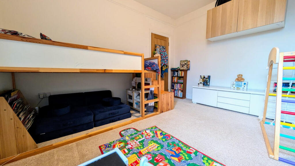 Additional property image - Tarring Road, Worthing, BN11