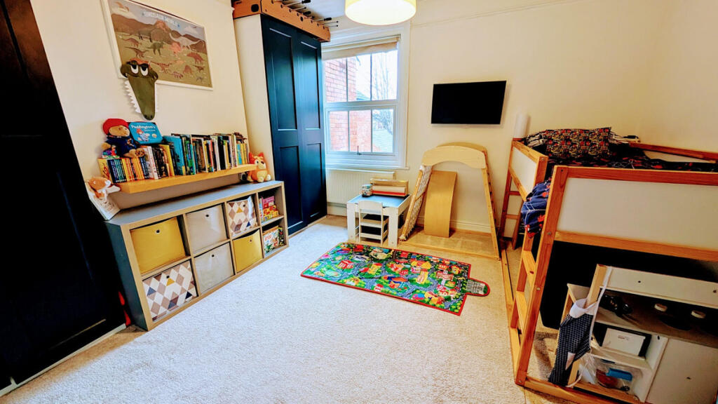 Additional property image - Tarring Road, Worthing, BN11