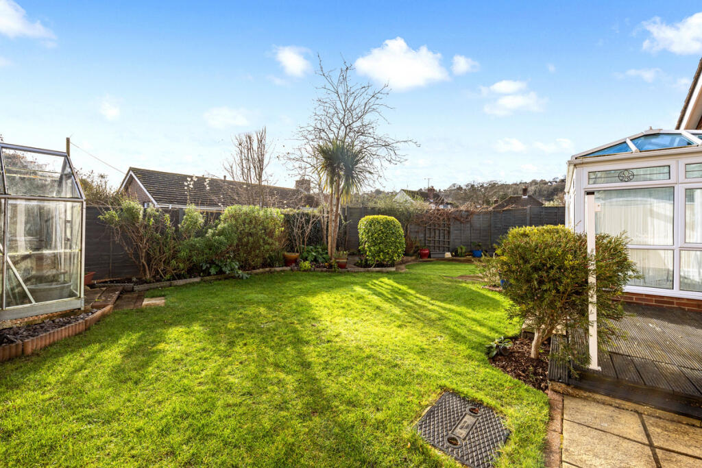 Additional property image - Central Avenue, Worthing, BN14
