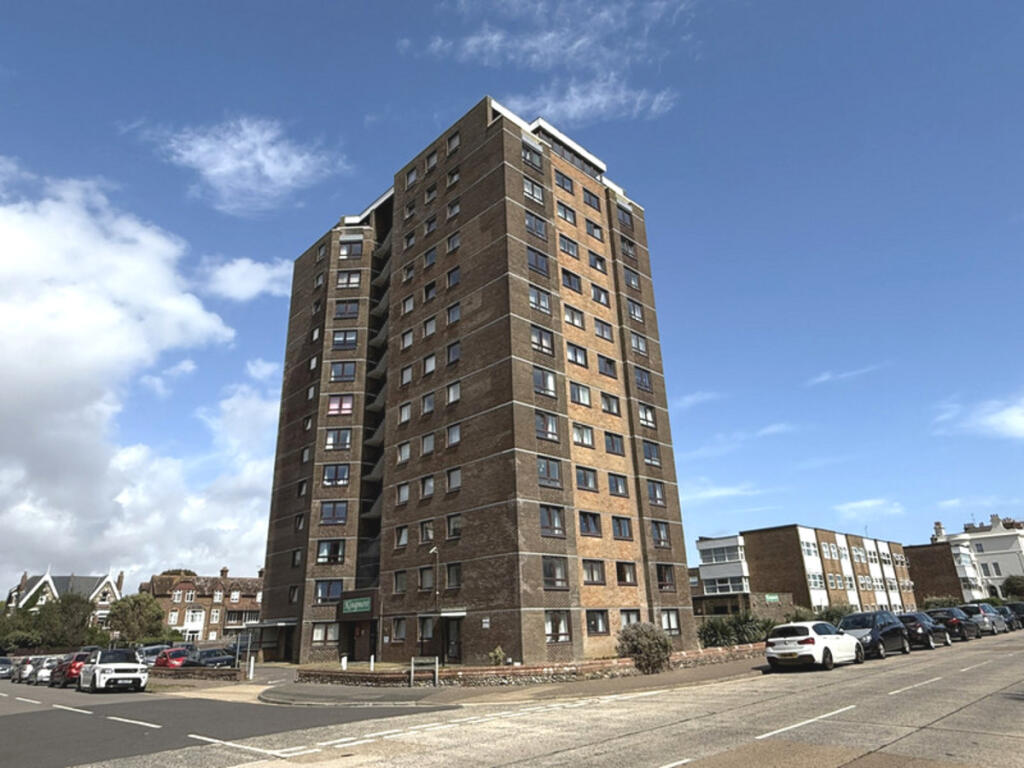 Main image of property: South Terrace, Littlehampton, BN17