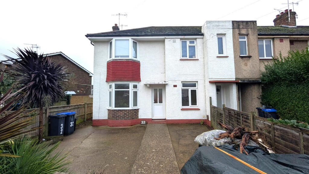 Main image of property: Centrecourt Road, Worthing, BN14