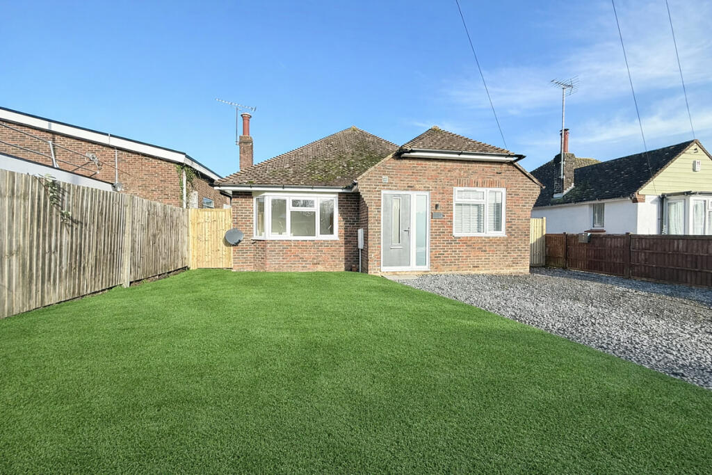 Main image of property: Worthing Road, East Preston, BN16