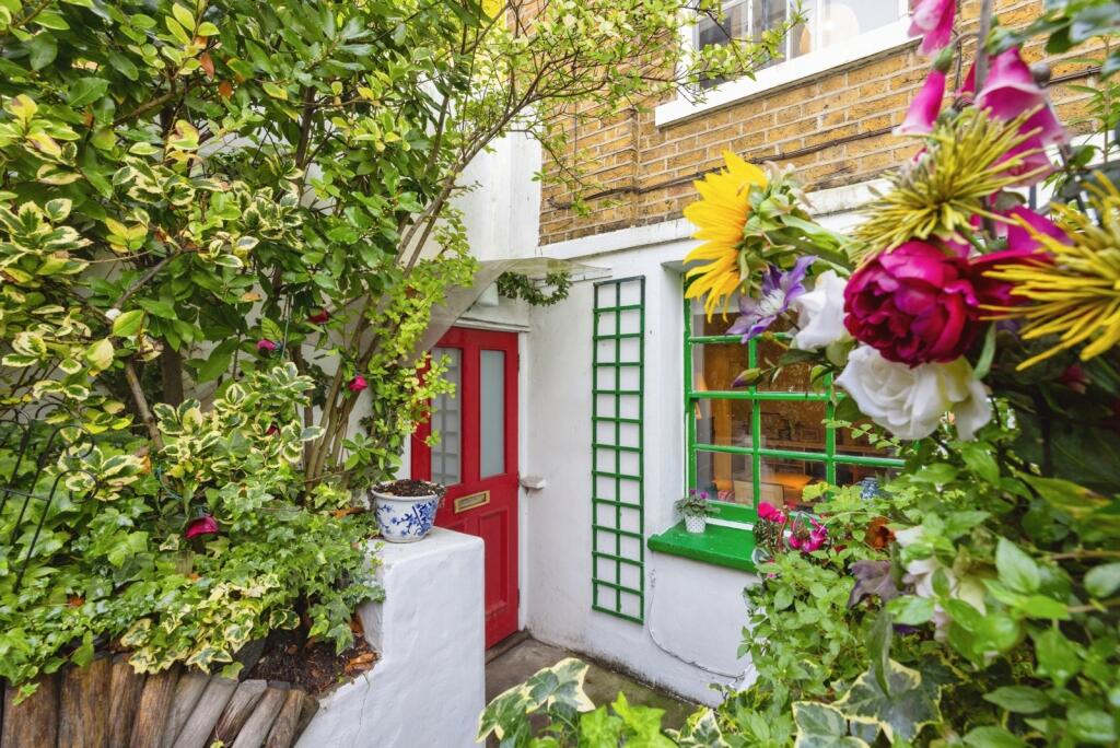 Main image of property: Wandsworth Road, London, SW8