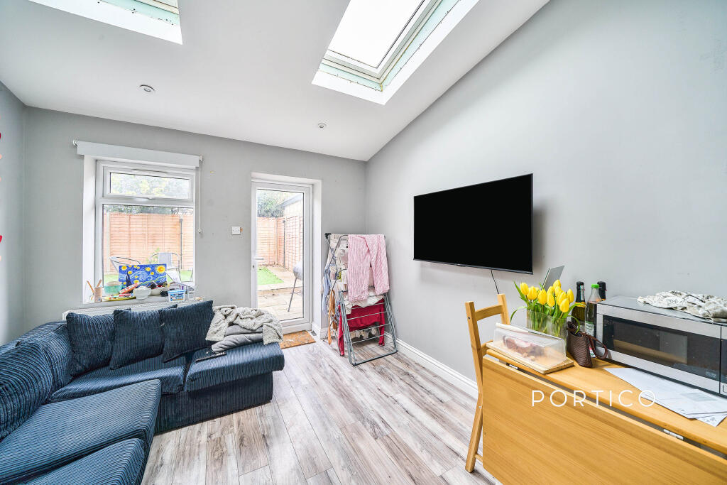 Main image of property: Totterdown Street