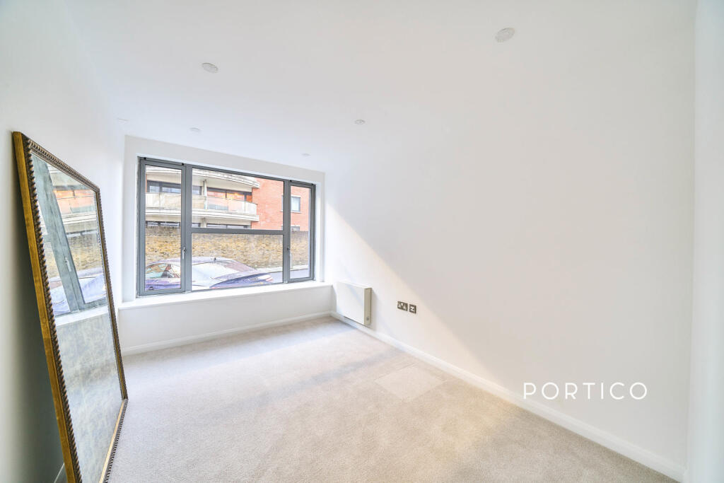 Main image of property: Streatham High Road, London, SW16