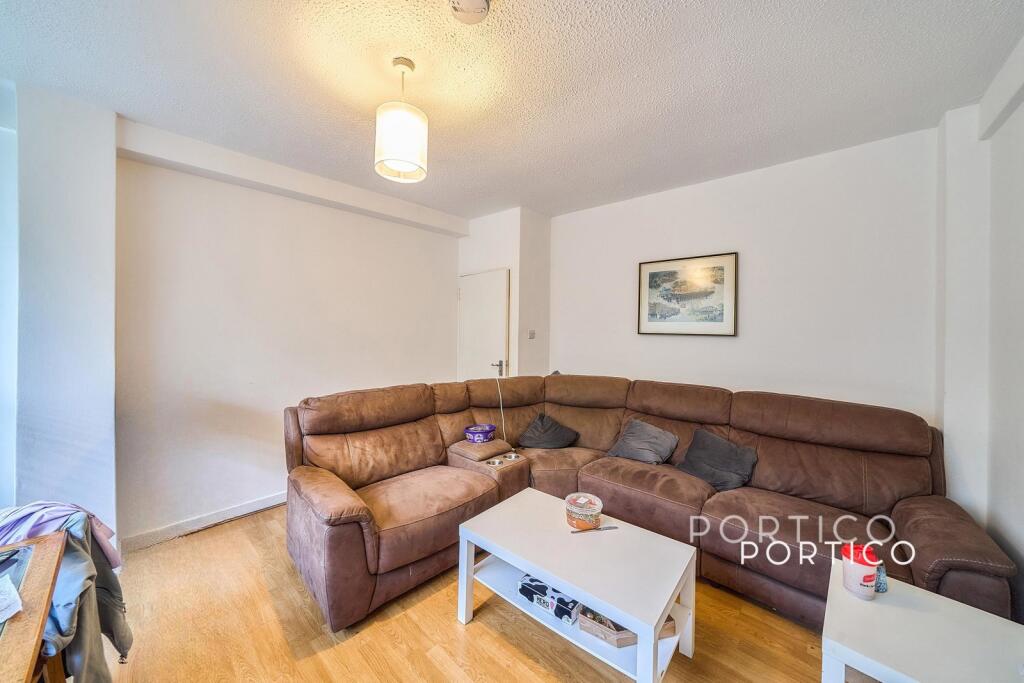 Main image of property: Thurleigh Court, Nightingale Lane, SW12