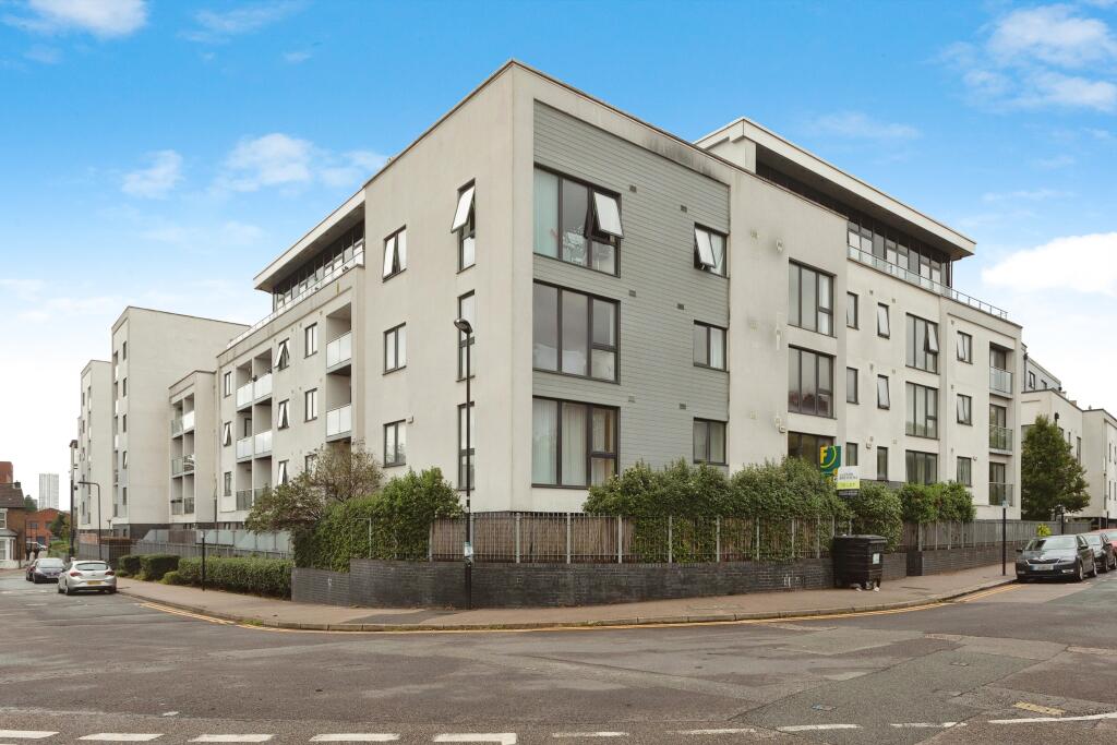 Main image of property: Hillyfield, London, E17