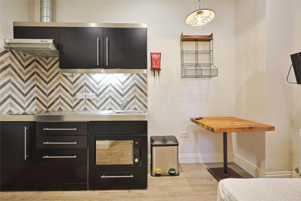 Main image of property: Station Terrace, 41A Bramley Road, London, W10