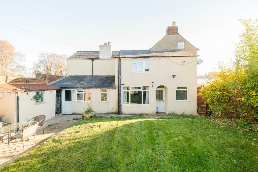 3 bedroom semidetached house for sale in Westward Road, Ebley., GL5