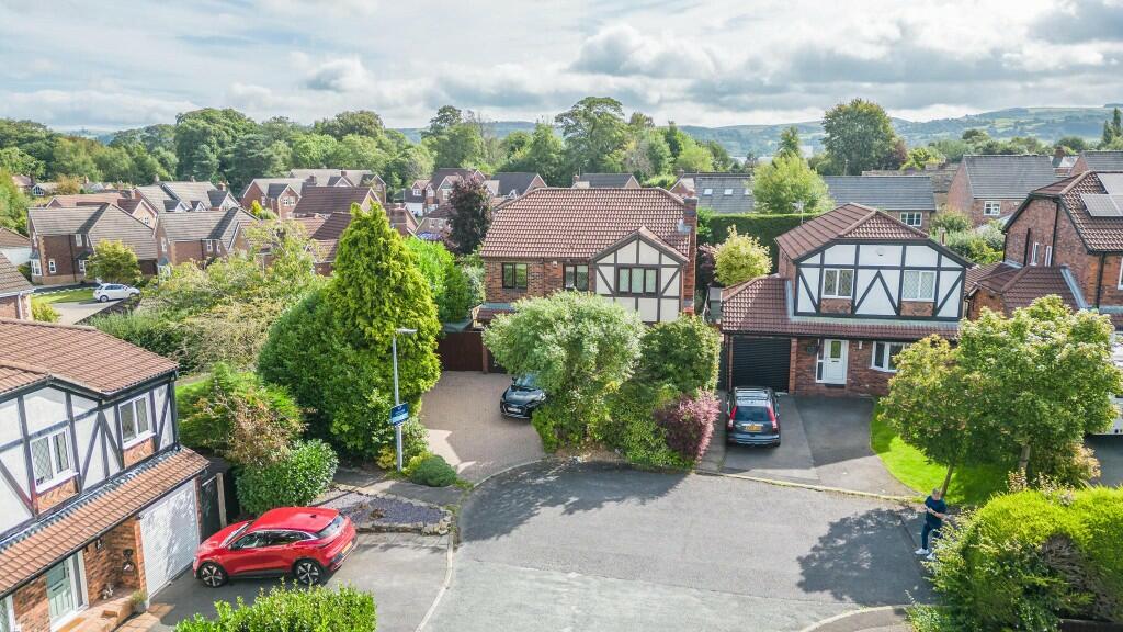 Main image of property: Cornfield Close, Macclesfield, Cheshire, SK10
