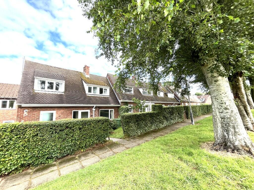 Main image of property: Sandgate Road, Macclesfield, Cheshire, SK10