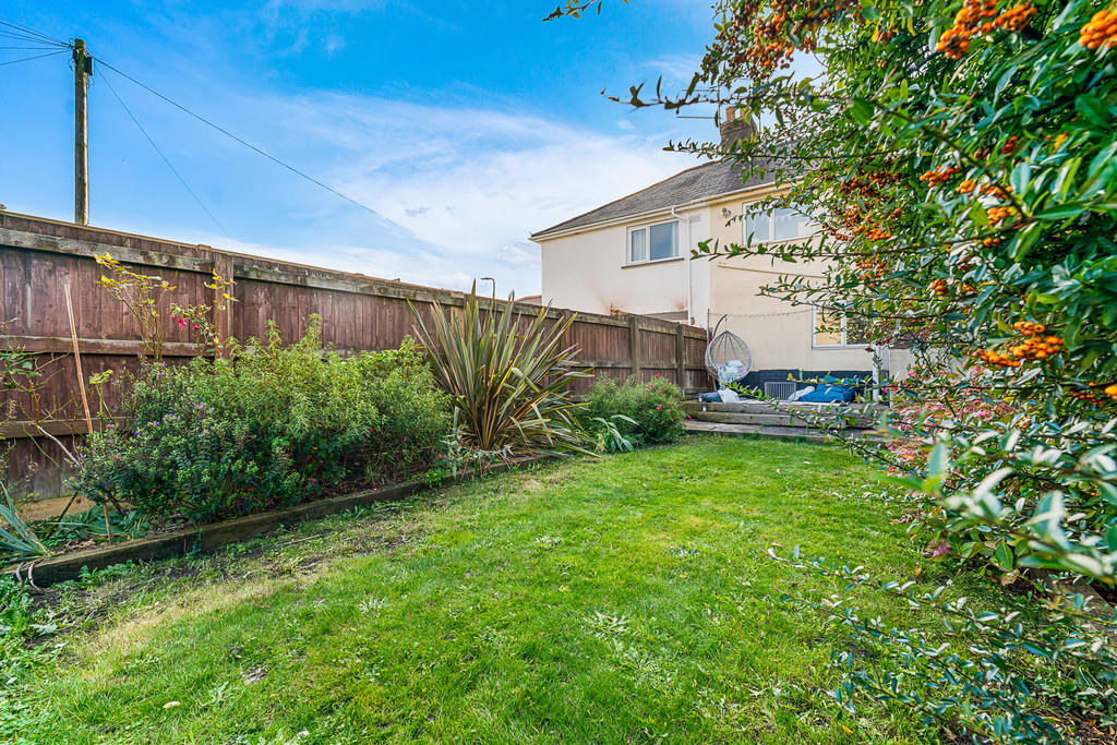 2 bedroom terraced house for sale in Heol Chappell, Whitchurch, Cardiff