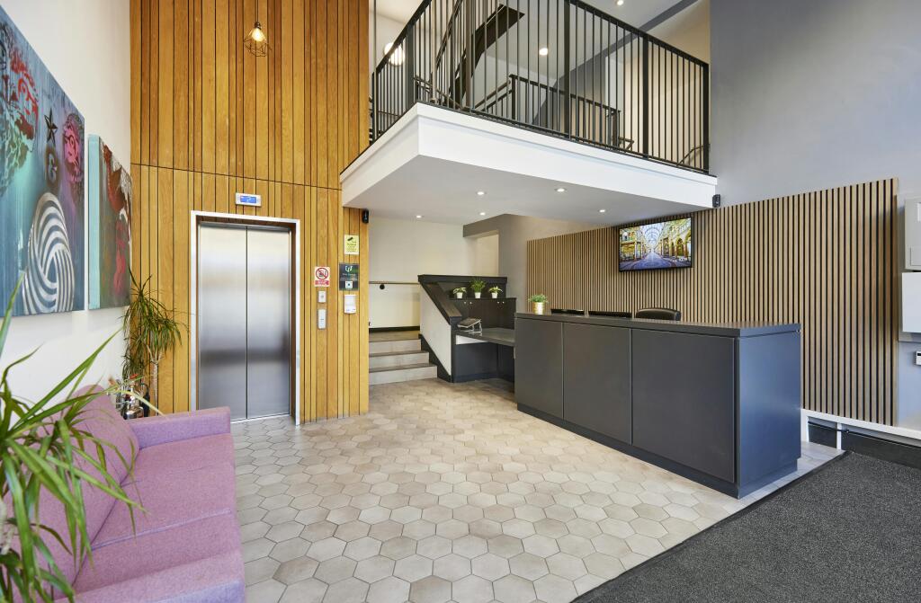 LEEMING BUILDING_HLA4376_HR.jpg